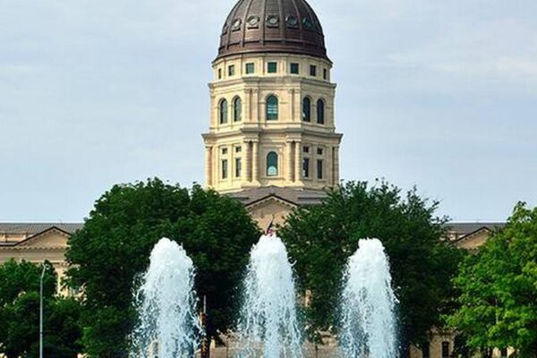 kc star topeka capitol buidling