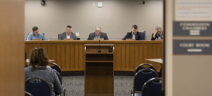 Although more than 65% of Dodge City residents identify as Latino, just a handful of Hispanics have served on the city commission over the past three decades. Such sparse levels of representation have sparked a federal lawsuit filed ACLU Kansas. But city 