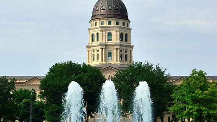 kc star topeka capitol buidling