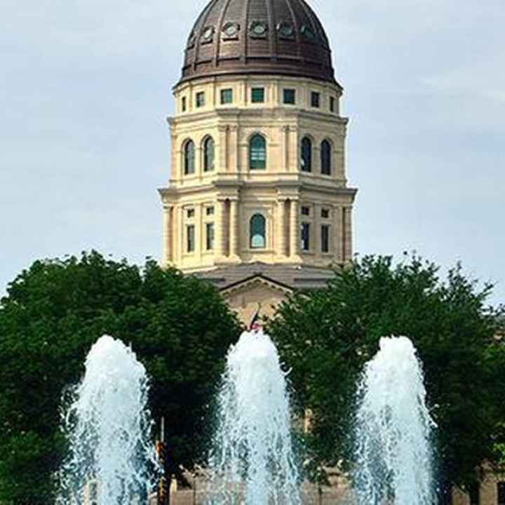 kc star topeka capitol buidling